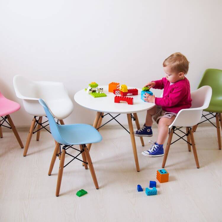 Conjunto cadeira e mesa Eiffel Kids